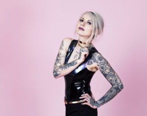 Jessica Svartvit.meilleurs tatoueurs de France