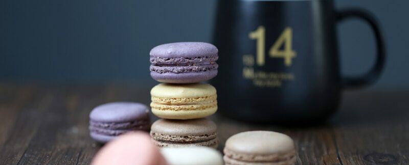 Macaronis. meilleures pâtisseries de France
