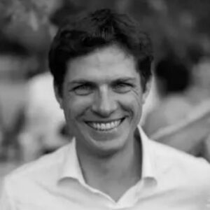 Dr. Thibaut Charrier