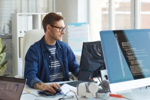 ingénieurs informatiques