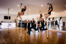 Académie Pole Dance Paris. meilleures académies de pole dance en France