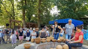 Les Fêtes de la Saint-Jean - Bretagne. meilleurs endroits pour acheter des objets artisanaux