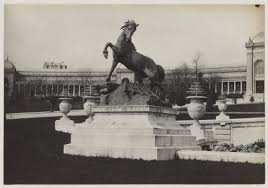 Cheval cabré (Fontaine du Trocadéro, Paris)