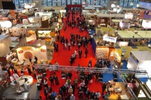 Foire de Lyon : Un Événement Commercial et Festif Multiséculaire