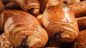 Le Pain au Chocolat (Chocolatine)