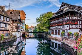 L'Alsace sur le Rhin, entre Histoire et Gastronomie