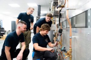 Les Compagnons du Devoir – CAP Monteur en Installations Sanitaires